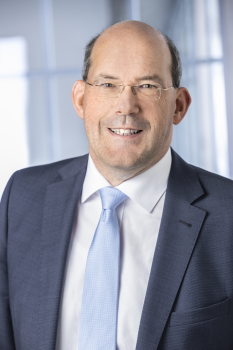 Profilbild von Herr Dr. Gerhard Webers